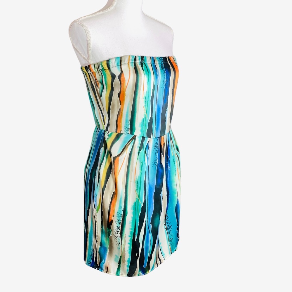🎉Host Pick🎉 Boho NWT Boutique Strapless Lightweight Mini Dress Size Small - Picture 2 of 6
